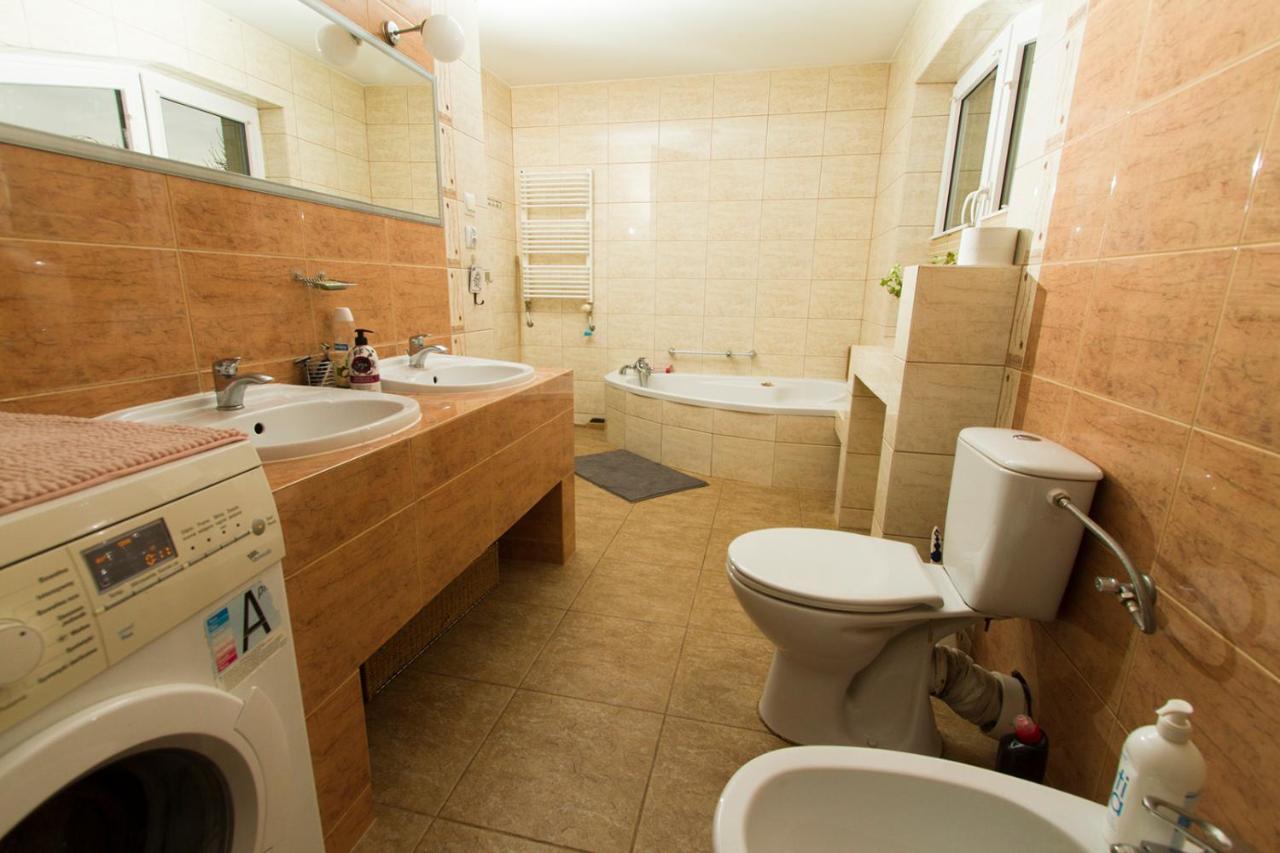 Azylw25 Aparthotel Starachowice Buitenkant foto