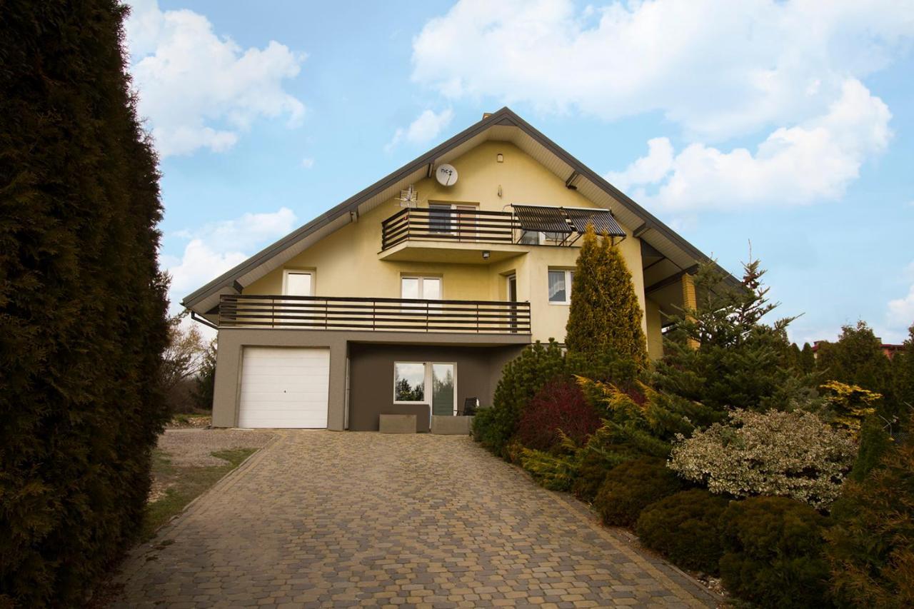 Azylw25 Aparthotel Starachowice Buitenkant foto