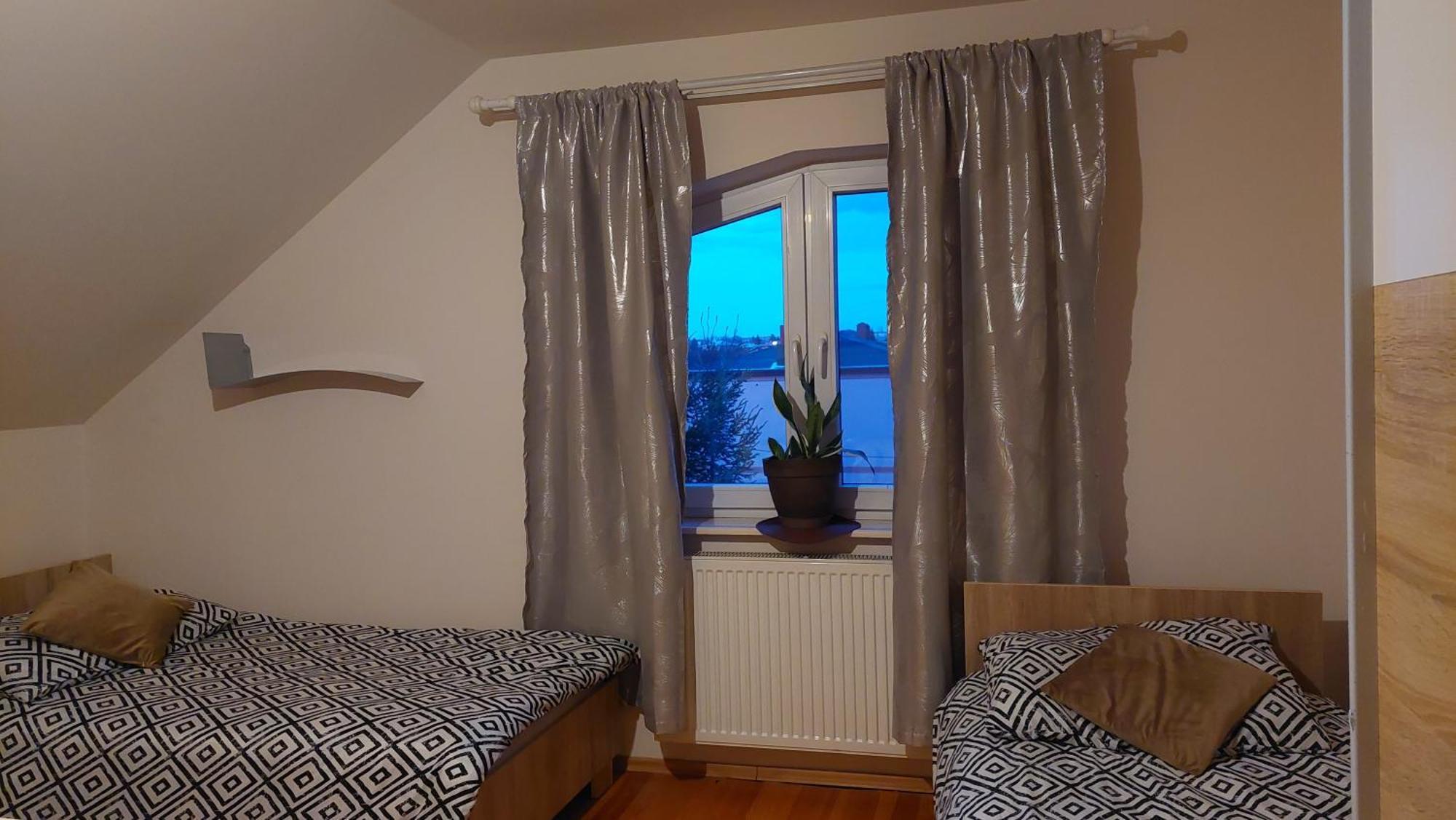 Azylw25 Aparthotel Starachowice Buitenkant foto