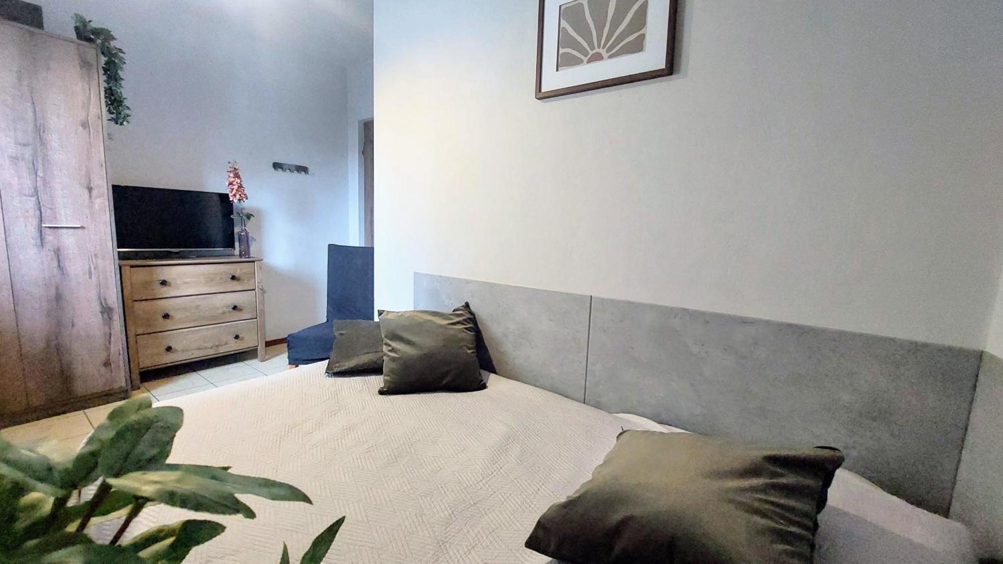 Azylw25 Aparthotel Starachowice Buitenkant foto