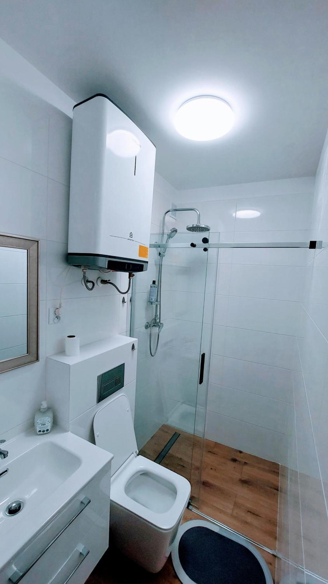 Azylw25 Aparthotel Starachowice Buitenkant foto